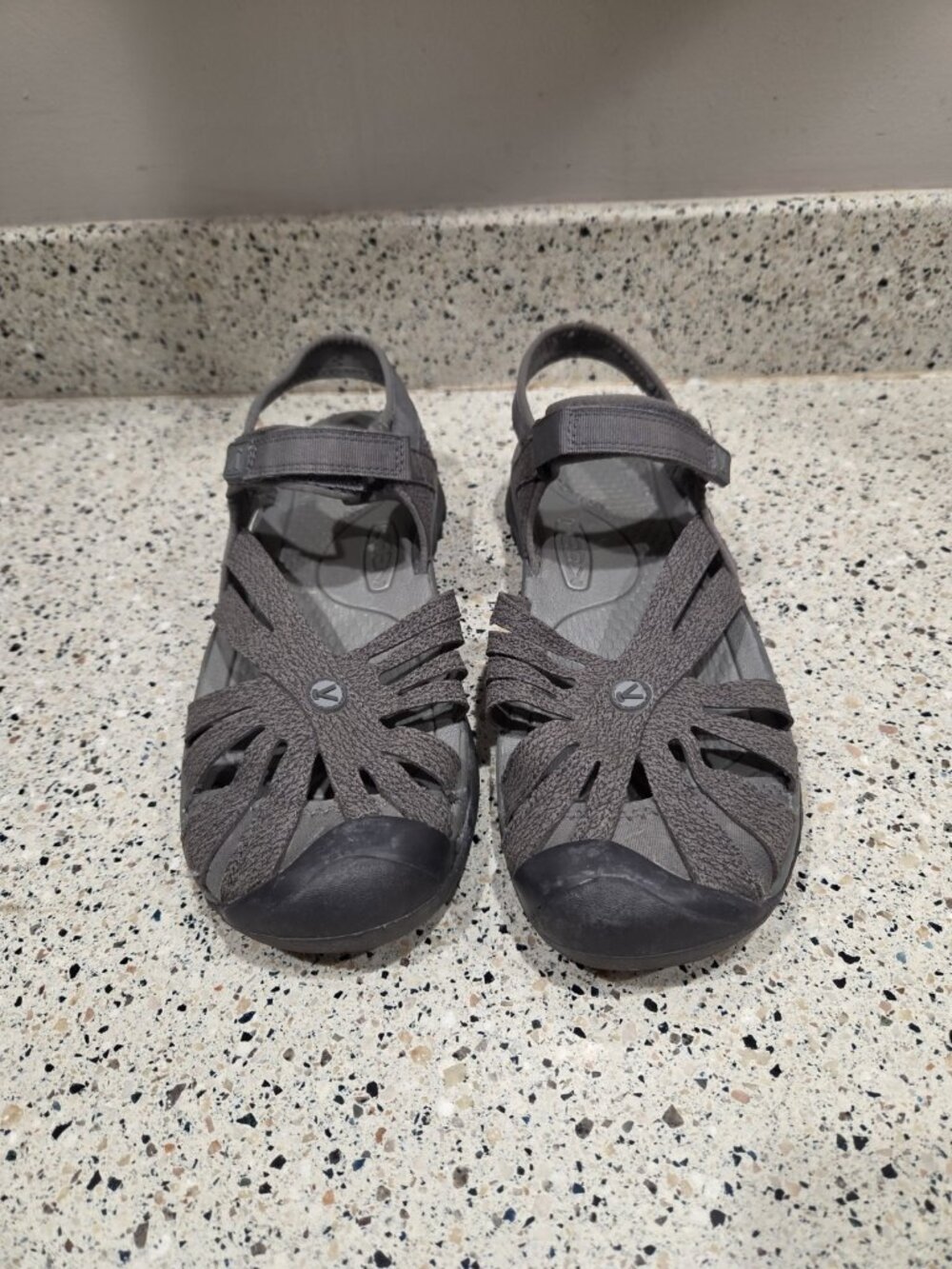 KEEN Women's Rose Sport Sandal Size 10 Comfort Waterproof Hiking Shoe
